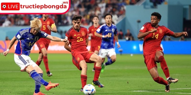 Kết hợp dữ liệu đối đầu gần nhất