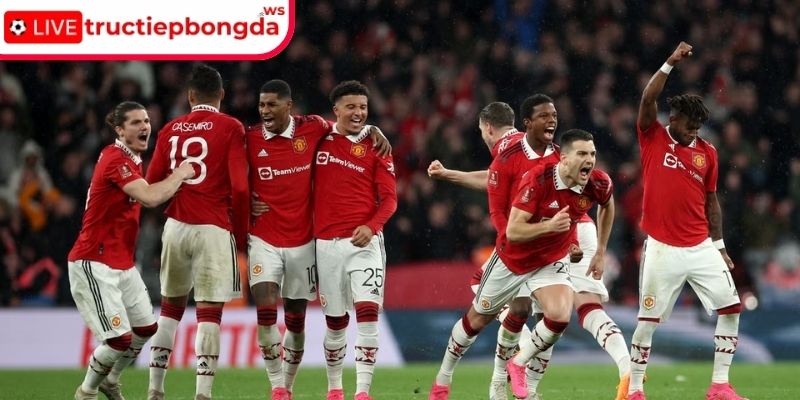 Tác động trực tiếp đến chuyển nhượng và tái thiết đội hình